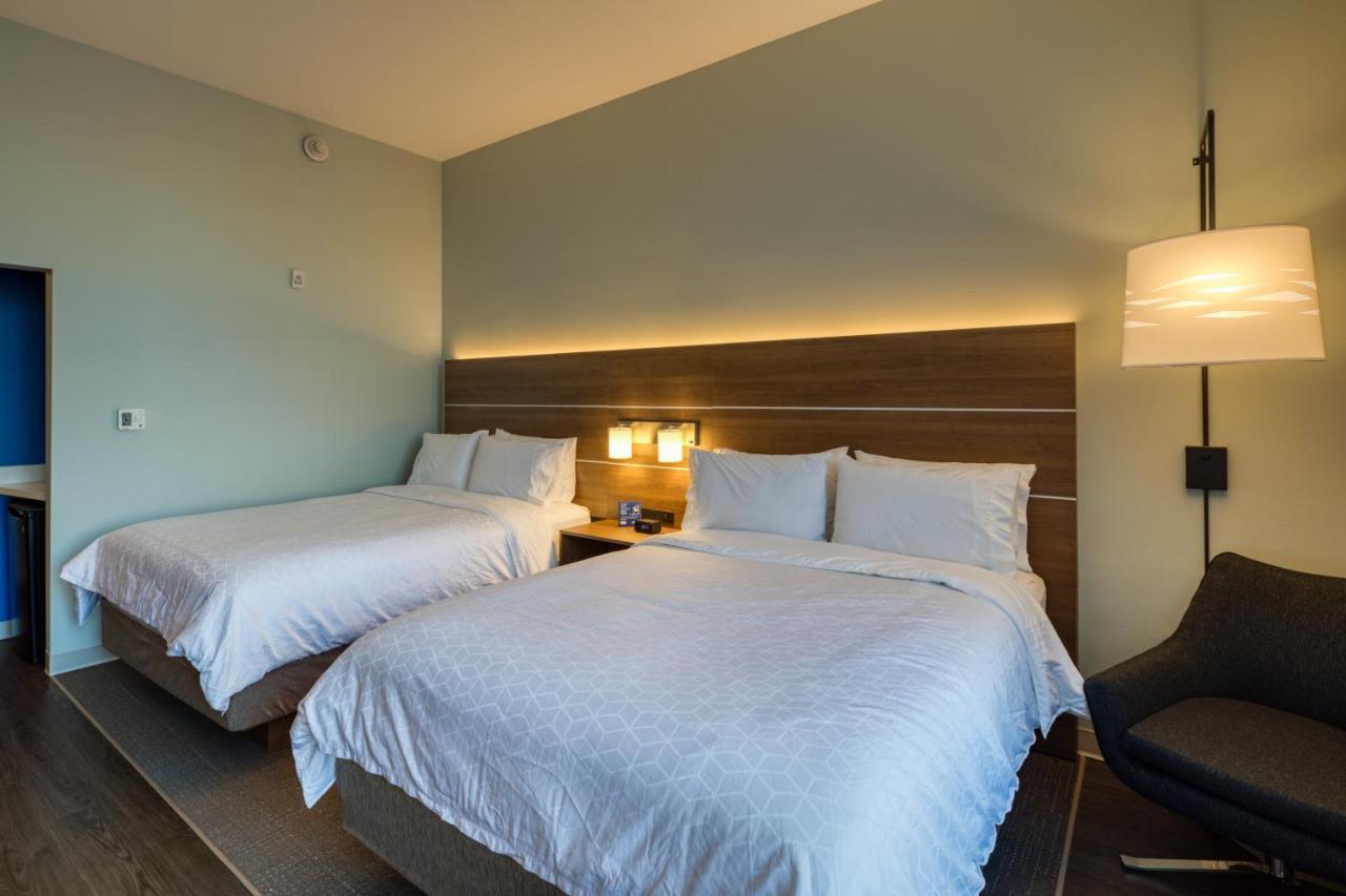 Holiday Inn Express & Suites - Charlotte - South End By Ihg Exterior photo